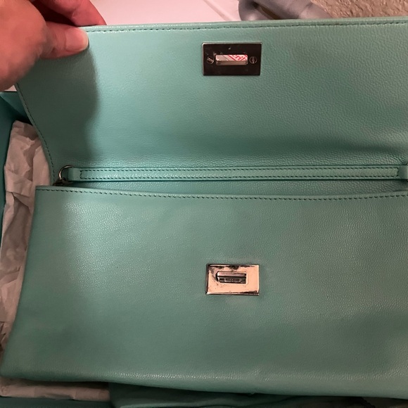 Tiffany wristlet/clutch - Picture 6 of 7